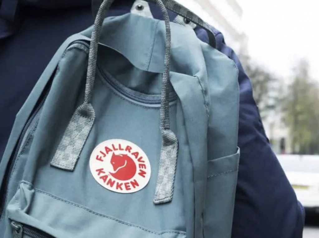 how to clean kanken backpack