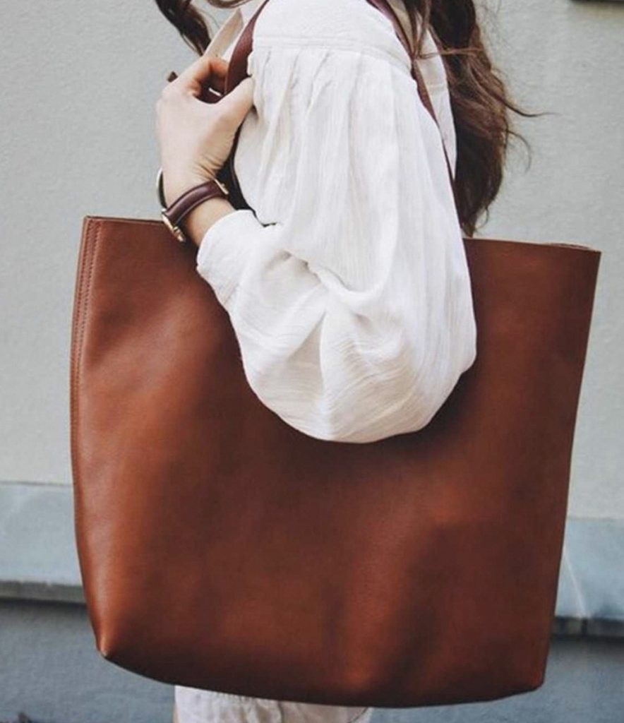 Women’s Tote Bags for School: Chic and Functional插图4