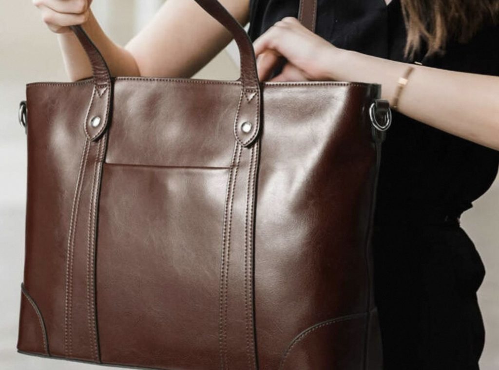 Best Briefcases for Women: Top Picks for Professionals插图4