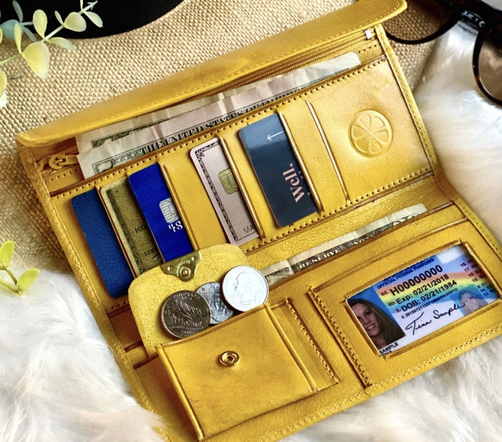 best small wallets for women