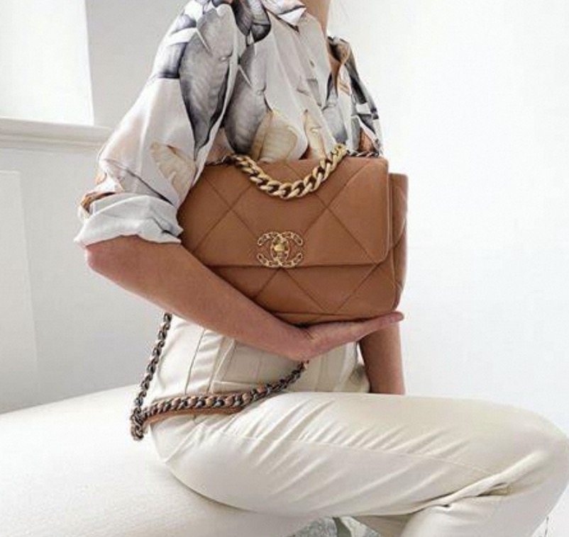 women's chanel handbags 2023