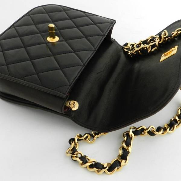 crossbody chanel bag